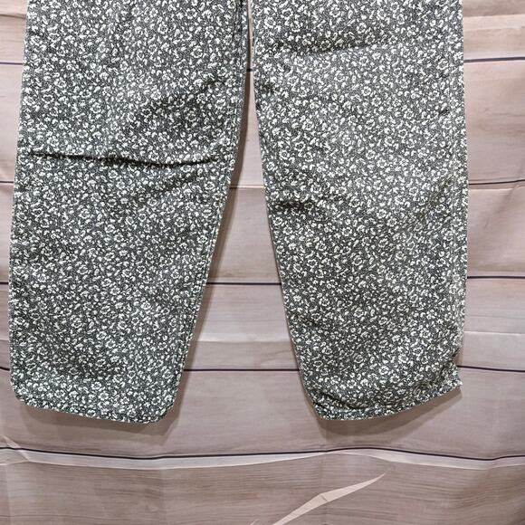 Levi's Black White Floral Baggy Dad Wellthread High Rise Straight Jeans Size 26 - Picture 9 of 16